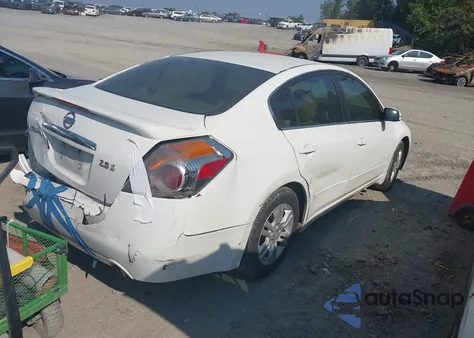 2010 Nissan Altima 2.5 S из США, поврежденный, VIN 1N4AL2AP1AC151051